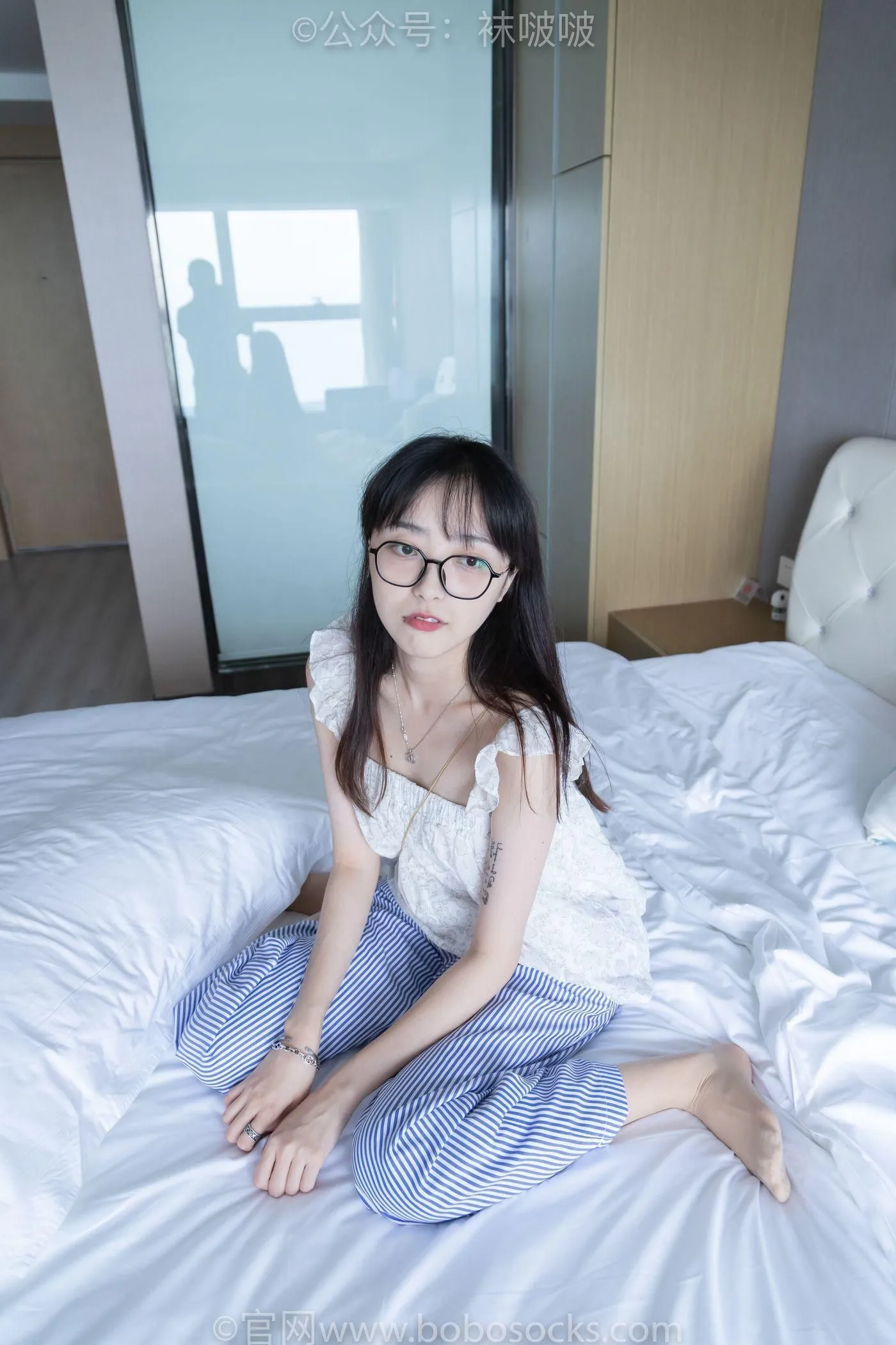 [BoBoSocks袜啵啵]NO.027 稚予- vans、白色棉袜、肉丝 [136P]插图5